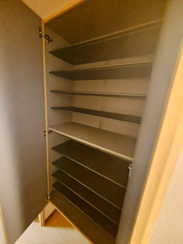 ＣＥＮＴＲＡＬ　ＧＡＲＤＥＮ　ＲＥＳＩＤＥＮＣＥ　ＴＯＫＹＯの収納