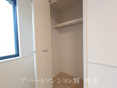 ジャム　ハウスの独立洗面台|同施工会社、同型タイプです