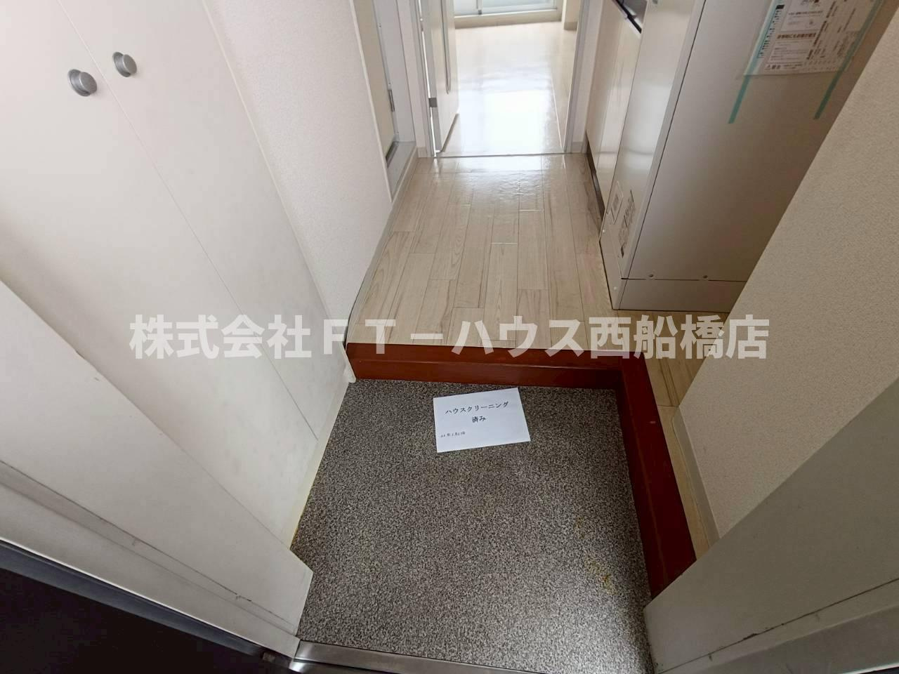 リエス西船橋の玄関