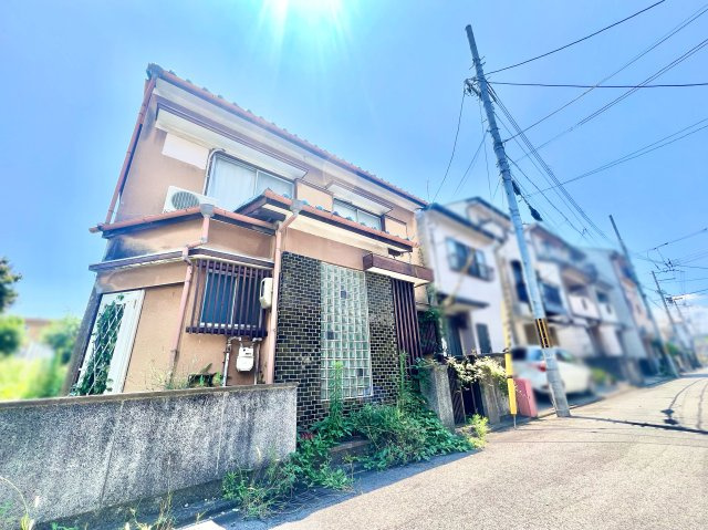 【前面道路含む現地写真】の画像