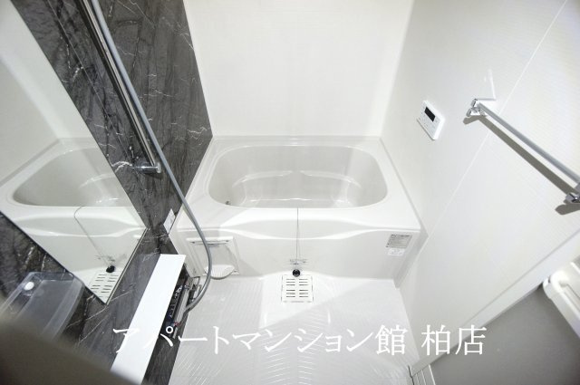 ジャム　ハウスの浴室|同施工会社、同型タイプです