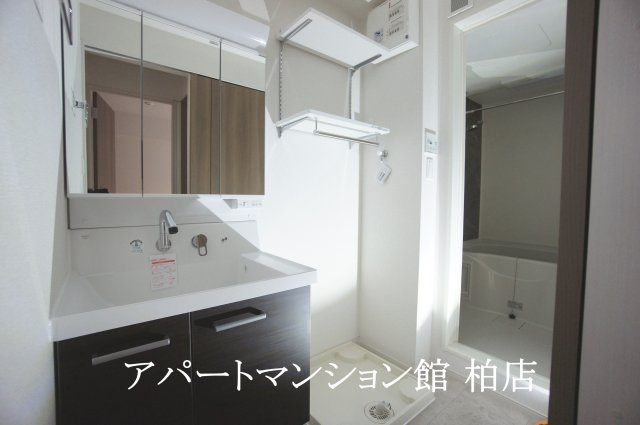 ジャム　ハウスの洗面所|同施工会社、同型タイプです