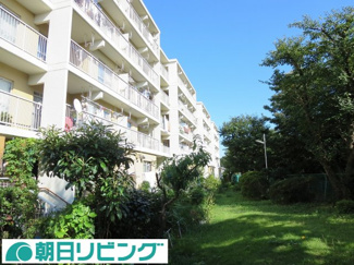 【外観】 | 東本郷第2団地3号棟 | 緑豊かな住環境
