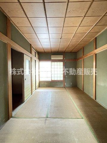 高井田中古テラスハウスの寝室|リフォームプランなら弊社にお任せ！
資金面・オシャレな雰囲気・スタンダード
あなたの希望を叶えます！