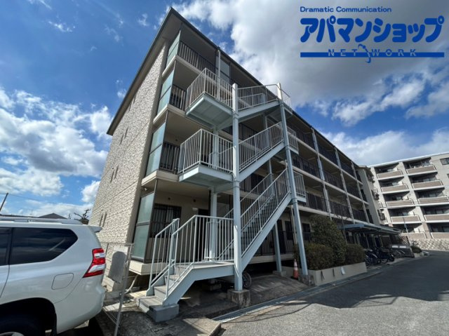 ラフォーレ学園前