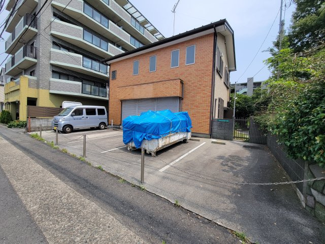 茅ヶ崎市本宿町の店舗事務所