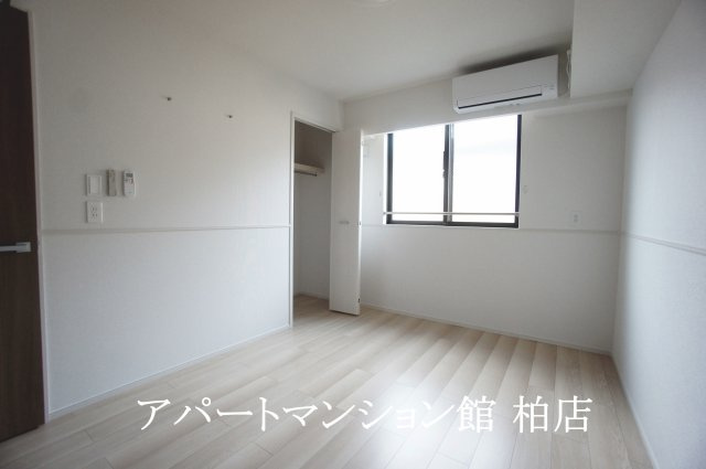 ジャム　ハウスの洋室|同施工会社、同型タイプです
