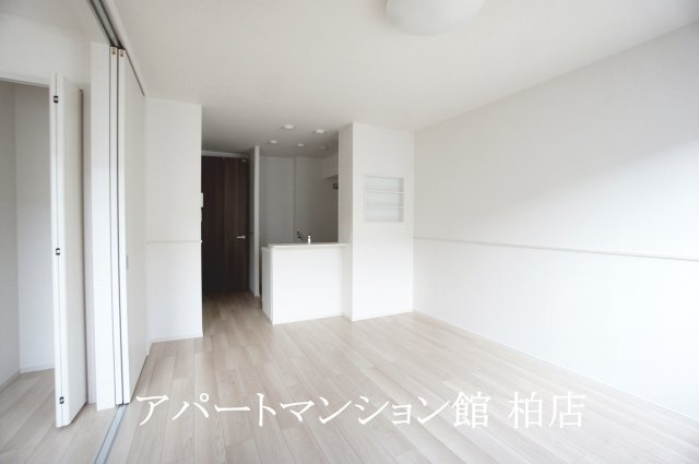ジャム　ハウスの居間・リビング|同施工会社、同型タイプです