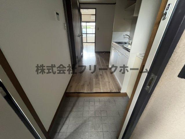 コーポグロリアの玄関