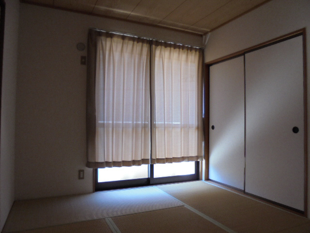 コーポサンライズB棟の子供部屋