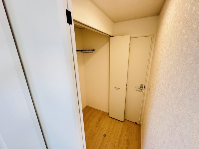 松戸市小金原５丁目新築戸建【貝の花小学校：7分】の収納|8.5帖寝室収納