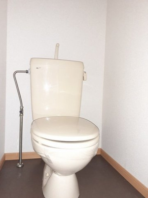 【トイレ】 | コーポ旭台Ⅱ | 落ち着いた色調のトイレです