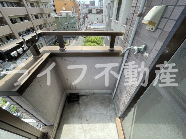 イーストコトブキのバルコニー|開放的で明るい空間を演出してくれるバルコニーです
