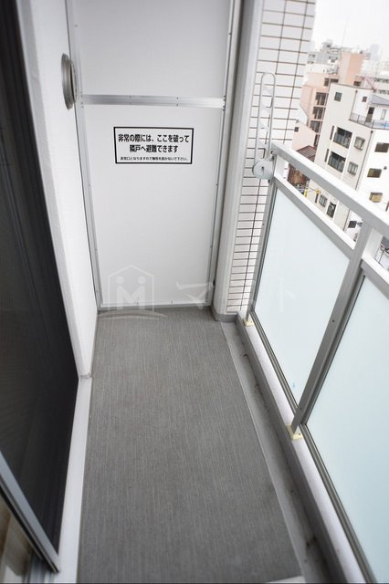 大阪市東成区中道２丁目の賃貸マンションのバルコニー