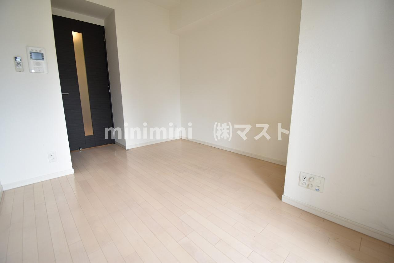 大阪市中央区南新町２丁目の賃貸マンションの内装