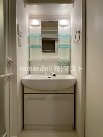 大阪市北区天満２丁目の賃貸マンションの洗面所