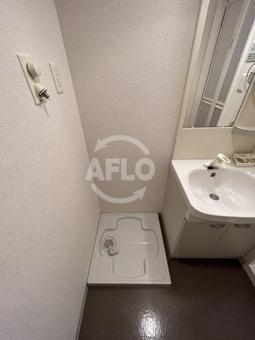 グランルージュ中之島南の洗面所|グランルージュ中之島南　室内洗濯機置き場