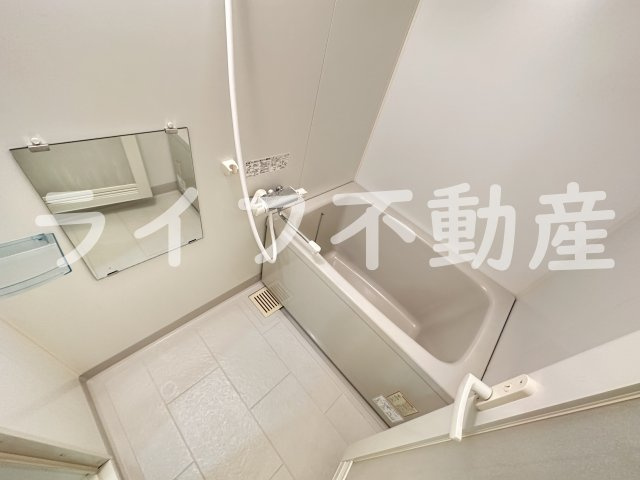 アンビションの浴室|落ち着いた空間のお風呂です