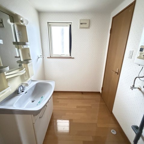 ハイツ紫苑青葉の洗面所|使いやすい洗面所です