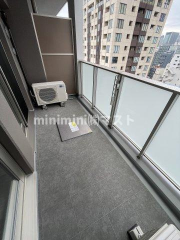 大阪市中央区東心斎橋１丁目の賃貸マンションのバルコニー