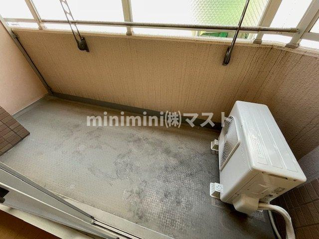 大阪市中央区内本町１丁目の賃貸マンションのバルコニー