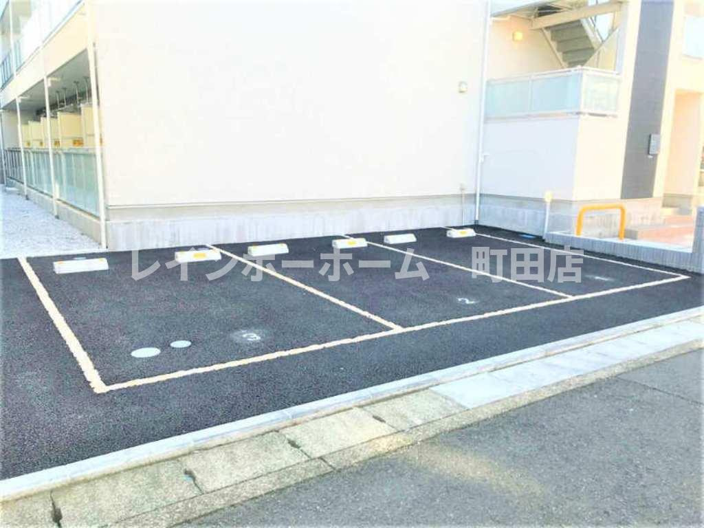 リブリ・大和・樹※初期費用分割あと払いサービス利用可能物件の駐車場