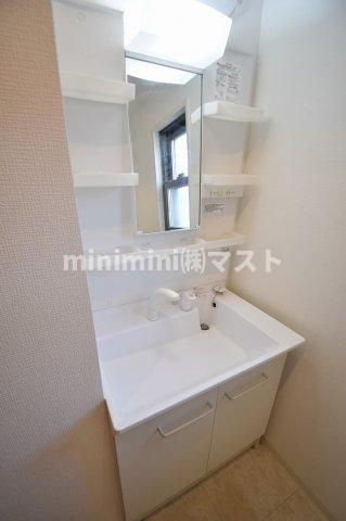 大阪市東成区大今里西１丁目の賃貸マンションの洗面所