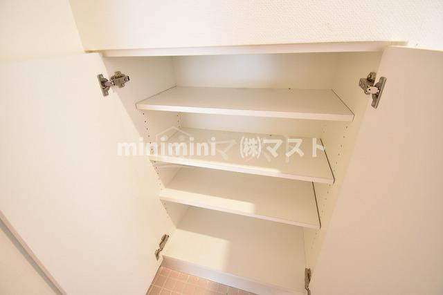 大阪市中央区松屋町住吉の賃貸マンションの玄関
