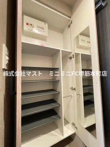 大阪市東成区東中本２丁目の賃貸マンションの収納