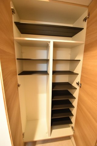 大阪市中央区島之内１丁目の賃貸マンションの収納