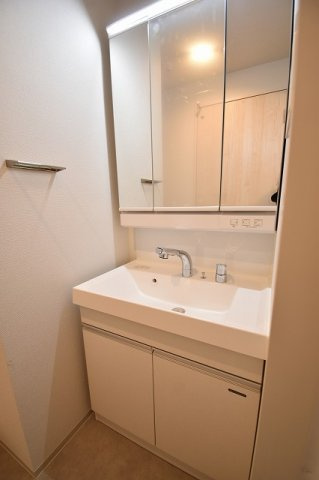 大阪市中央区島之内１丁目の賃貸マンションの洗面所