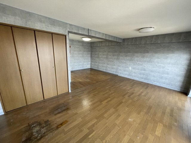 神戸市灘区大石東町１丁目の賃貸マンションの居間・リビング