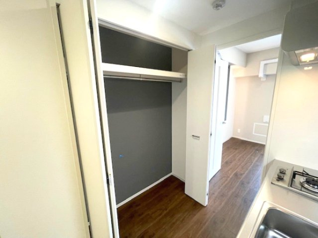 神戸市東灘区深江本町３丁目の賃貸マンションの収納