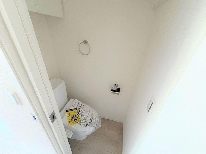 神戸市中央区北長狭通５丁目の賃貸マンションのトイレ