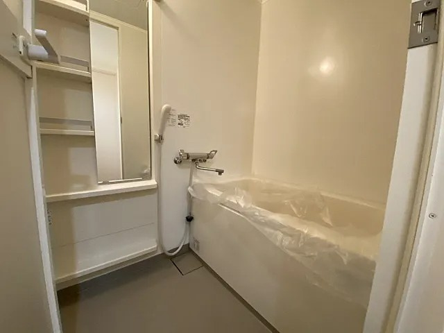 芦屋市松ノ内町の賃貸マンションの浴室