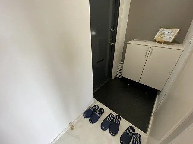 芦屋市松ノ内町の賃貸マンションの玄関
