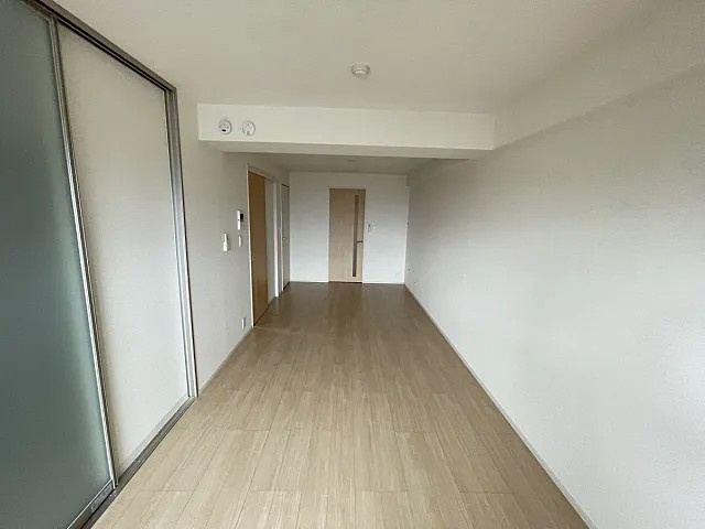 神戸市灘区篠原本町３丁目の賃貸マンションの居間・リビング