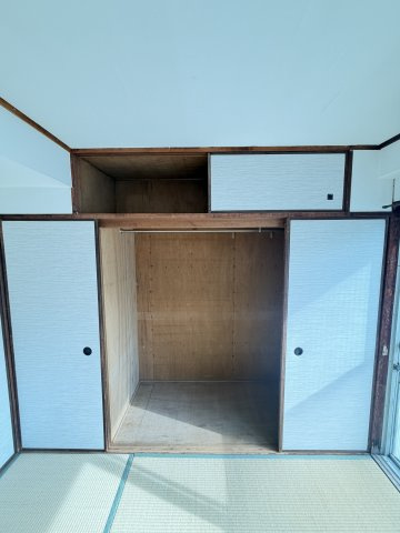 神戸市中央区北野町１丁目の賃貸マンションの収納
