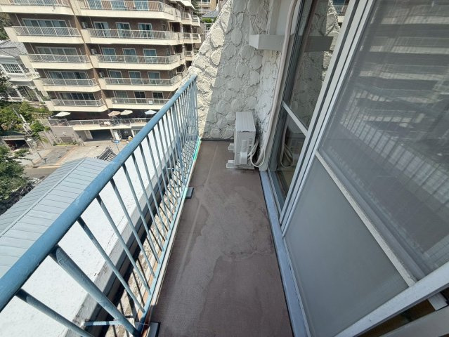 神戸市中央区北野町１丁目の賃貸マンションのバルコニー