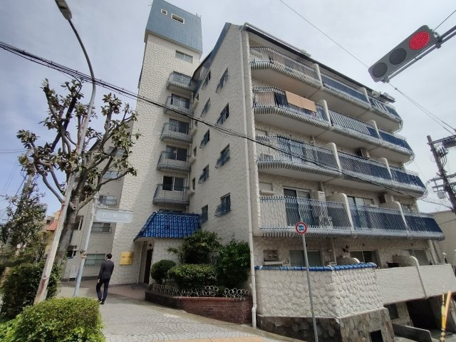 神戸市中央区北野町１丁目の賃貸マンションの外観