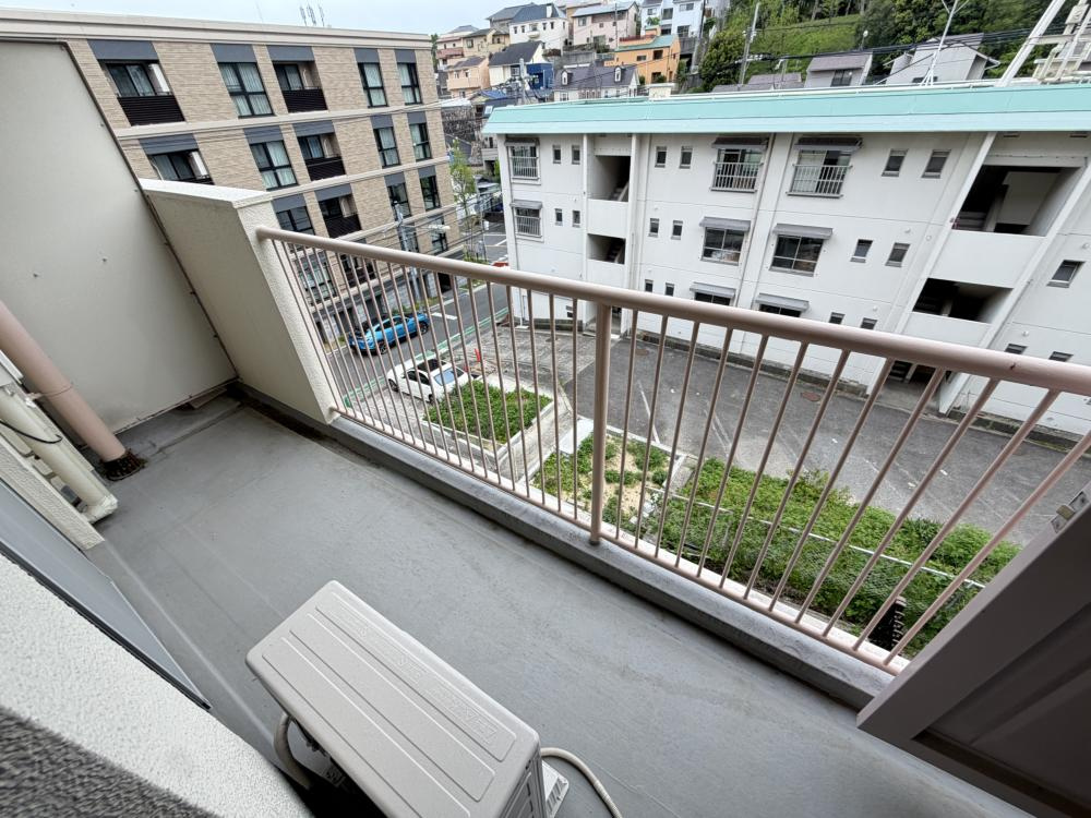 芦屋市朝日ケ丘町の賃貸マンションのバルコニー