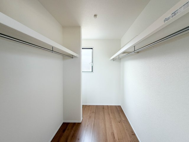 佐賀市昭栄町-3期の収納|■■1号棟／2F／ウォークインクローゼット■■