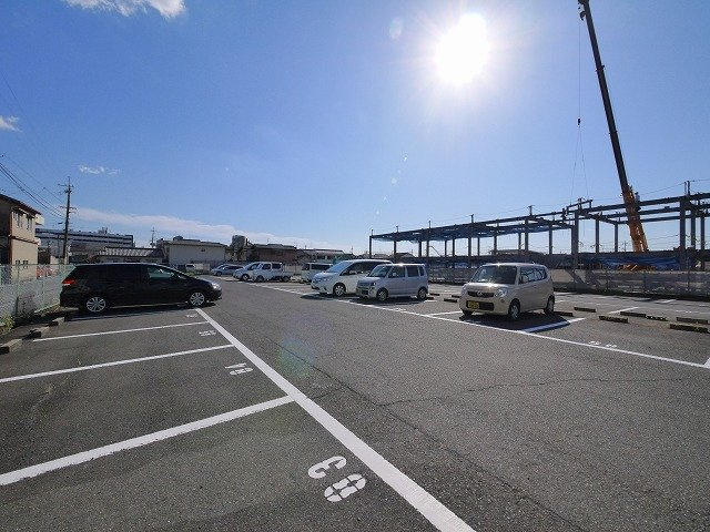 大安寺モータープールの駐車場