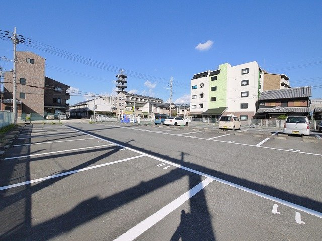 大安寺モータープールの駐車場