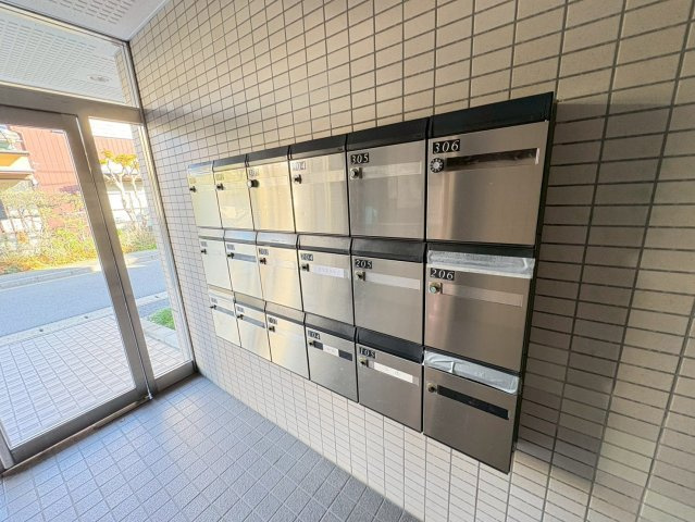 フェアリークリスタル市川のその他共用部分