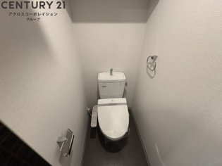 ゆったり落ち着けるトイレです
