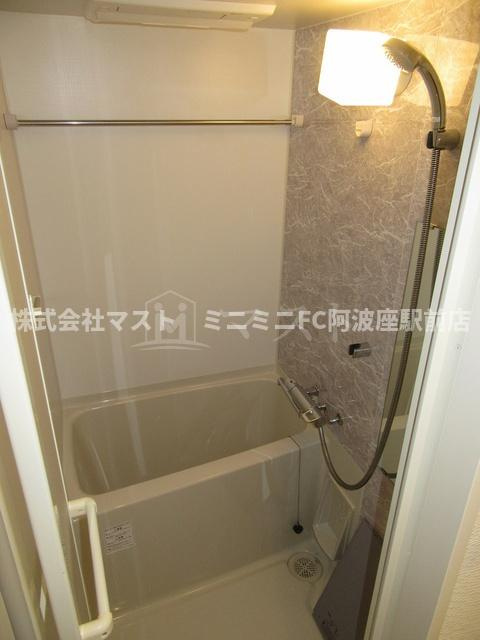 大阪市西区南堀江２丁目の賃貸マンションの浴室