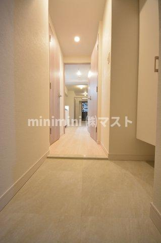 大阪市西区南堀江２丁目の賃貸マンションの玄関