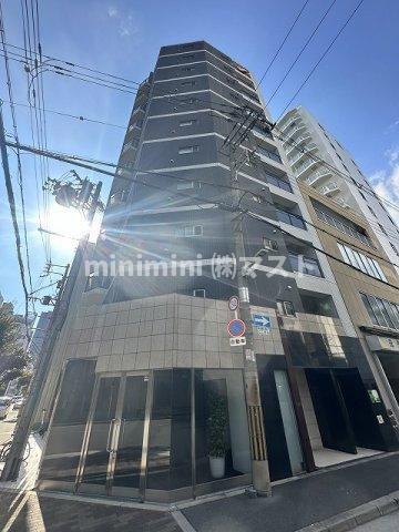 大阪市西区南堀江１丁目の賃貸マンションの外観