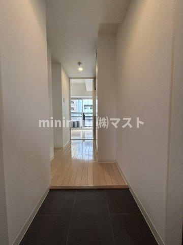 大阪市西区南堀江１丁目の賃貸マンションの玄関